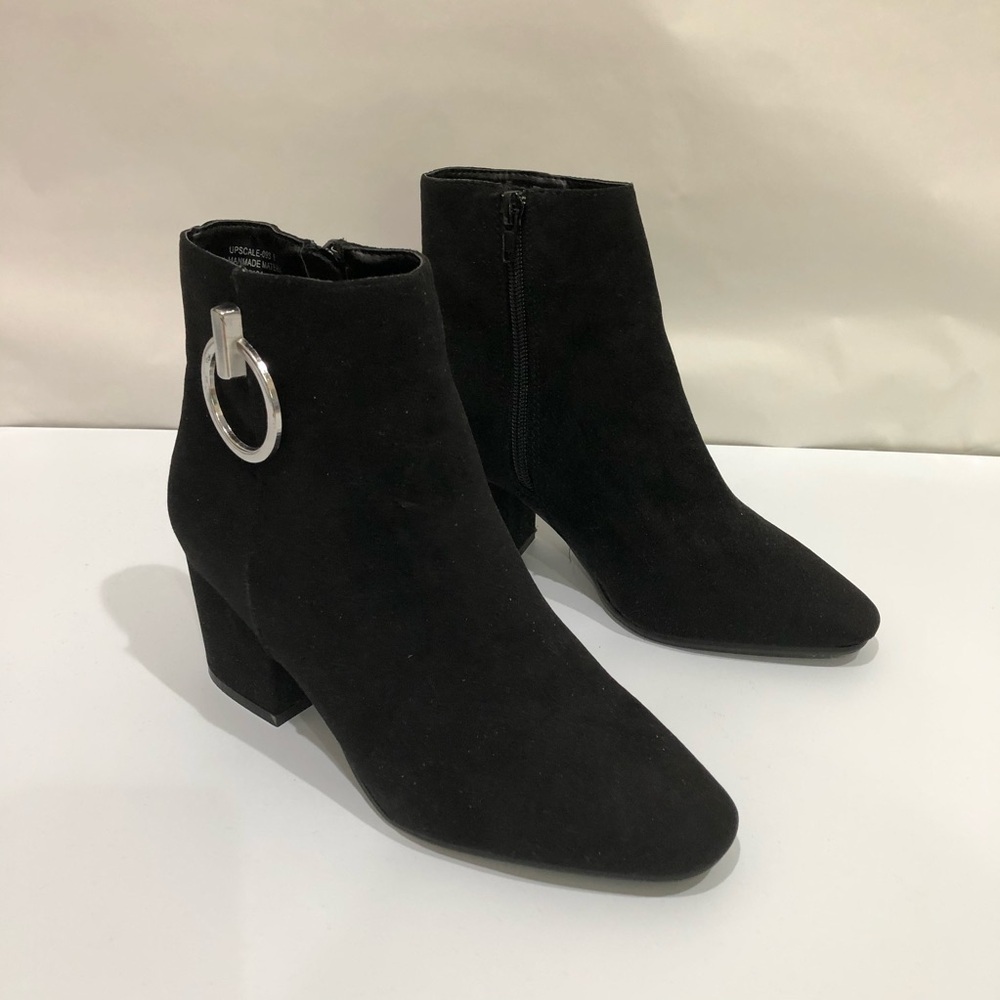 Bamboo Brand Ankle Suede Women’s Boots Size‎ 6 Black